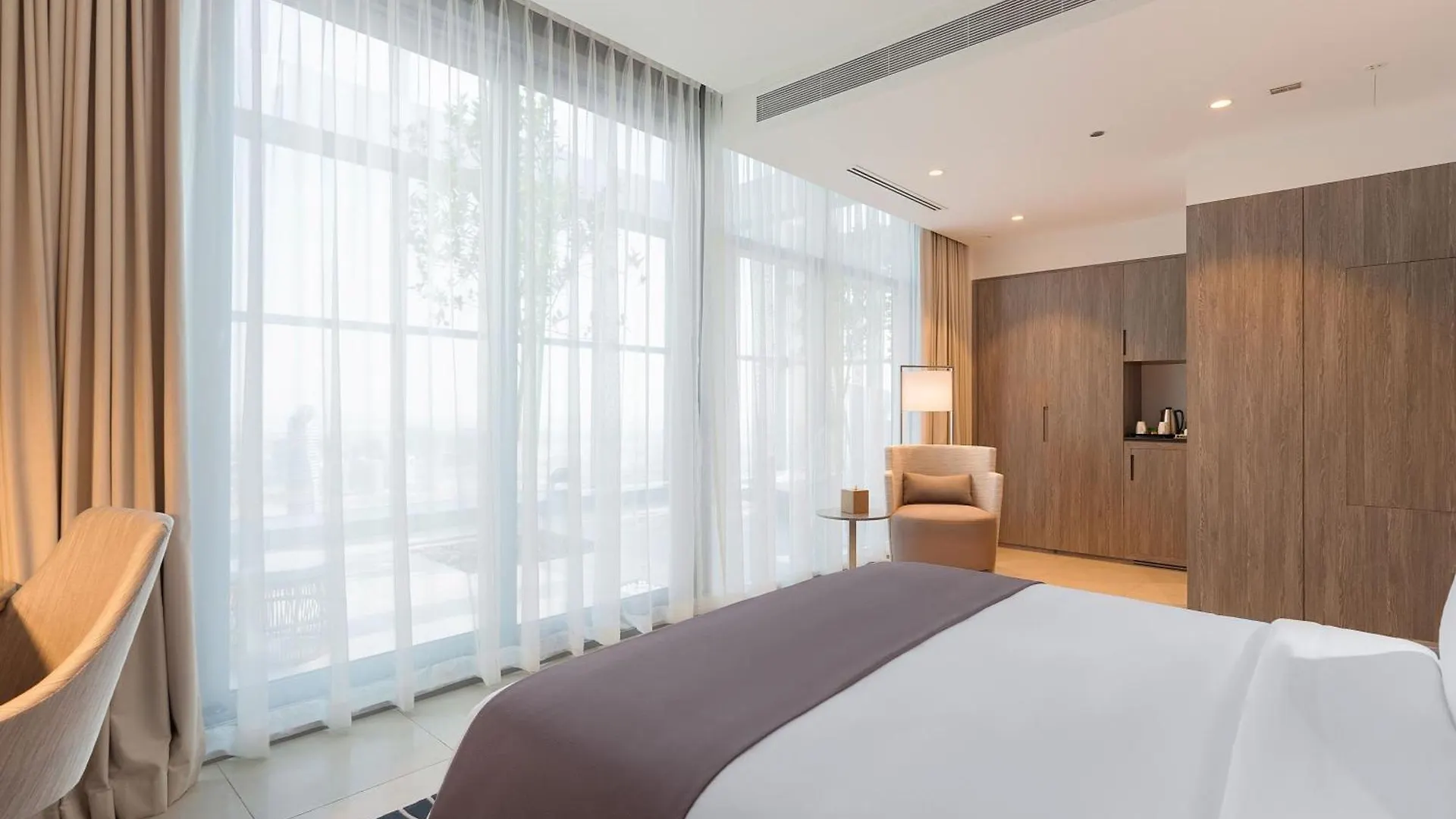 The First Collection Dubai Jumeirah Village Circle, A Tribute Portfolio Hotel By Marriott